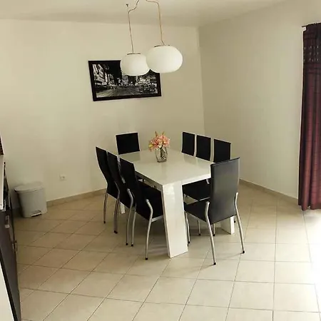 In - Sibenik Riviera 42482 Apartamento Primošten